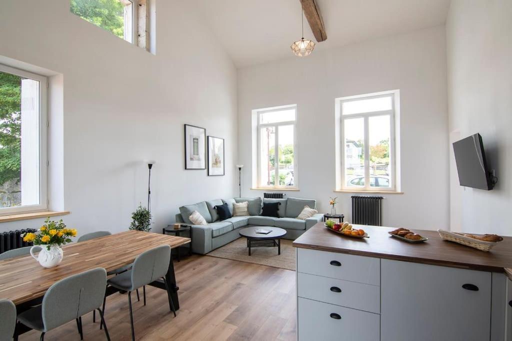 Treize Maison 3 Bed House In Centre Of Saint Severin Eksteriør bilde